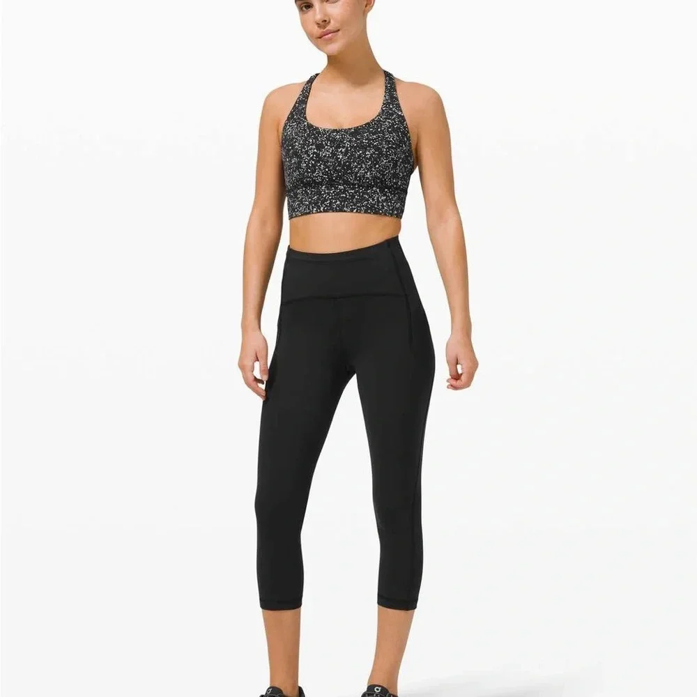 130 🆕🖤 Lululemon Energy Reflective Long Line Bra Crinkle Dust Alpine White